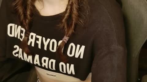 yoka_paradoxxx online show from 12/03/25, 05:48