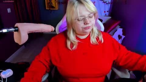 Yoki online show from 02/08/26, 06:06