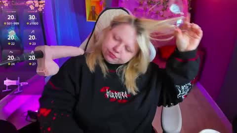 Yoki online show from 04/10/26, 06:51