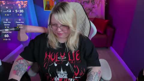 Yoki online show from 04/23/26, 06:58