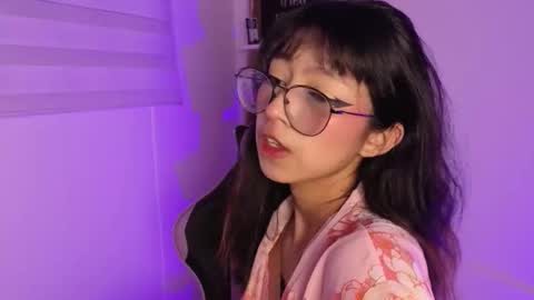 Yommi Winx online show from 12/04/25, 03:49