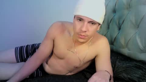 Snapshot of yonat_ chatting on 11/09/25, 04:44 Yonat online show from 11/09/25, 04:44