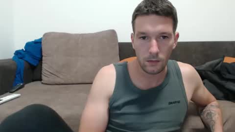 yone23 online show from 10/31/25, 10:55