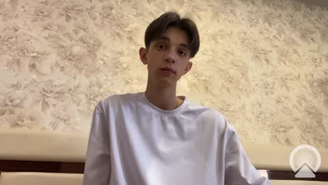 Snapshot of yoo_dee_ohh chatting on 12/11/24, 08:04 Yoo Dee Ohh online show from 12/11/24, 08:04