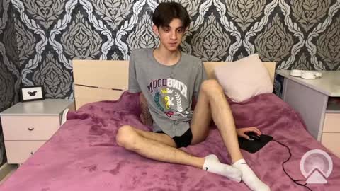 Snapshot of yoo_dee_ohh chatting on 12/27/24, 11:28 Yoo Dee Ohh online show from 12/27/24, 11:28