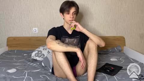 Snapshot of yoo_dee_ohh chatting on 02/03/25, 10:43 Yoo Dee Ohh online show from 02/03/25, 10:43