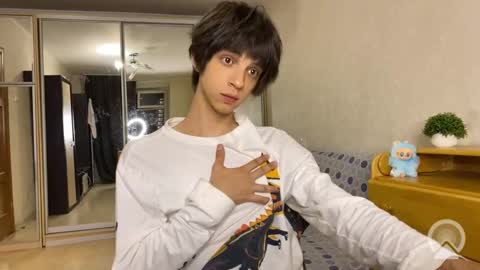 Snapshot of yoo_dee_ohh chatting on 09/09/25, 08:08 Yoo Dee Ohh online show from 09/09/25, 08:08