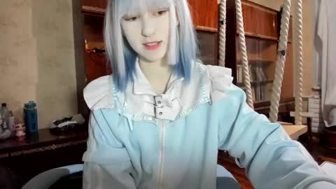 Snapshot of yoonhee_kiss chatting on 10/19/25, 06:19 Yoonhee Kiss online show from 10/19/25, 06:19