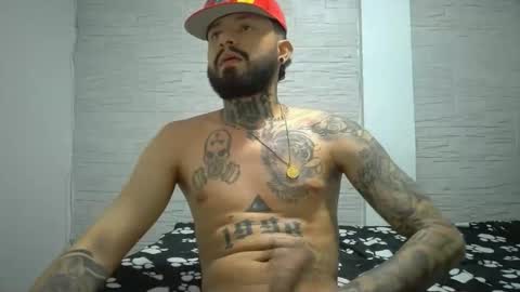 Snapshot of yordy_kalifa chatting on 11/09/25, 02:10 yordy ans mia online show from 11/09/25, 02:10