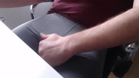 yorkiemanuk online show from 03/01/26, 03:47