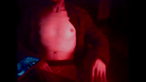 Snapshot of yorshgodsex chatting on 04/15/26, 04:52 Vlad online show from 04/15/26, 04:52