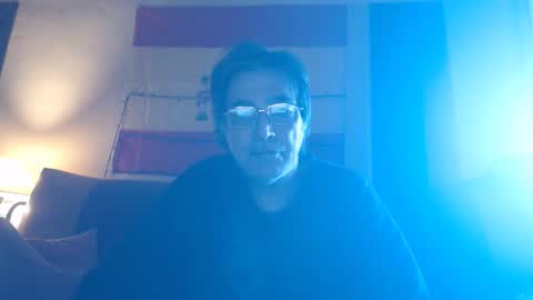 yosep online show from 11/17/25, 08:31