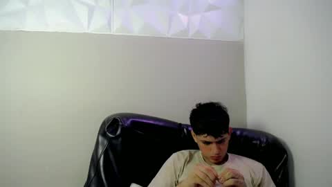 Snapshot of yosepp_cum chatting on 04/29/26, 04:05 YOSEP online show from 04/29/26, 04:05