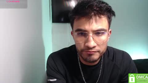 Snapshot of yoshy_man chatting on 06/25/26, 05:12 yoshy_man online show from 06/25/26, 05:12