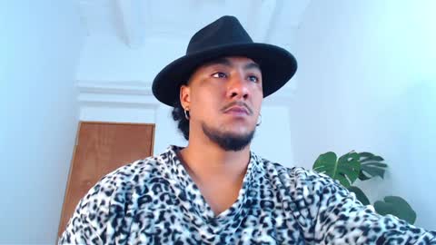 Enzo online show from 01/30/25, 09:25