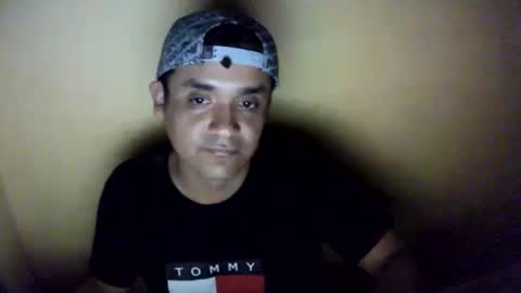 Snapshot of yosue015 chatting on 02/08/25, 03:30 yosue online show from 02/08/25, 03:30