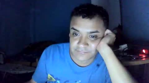 Snapshot of yosue015 chatting on 03/31/26, 02:35 yosue online show from 03/31/26, 02:35