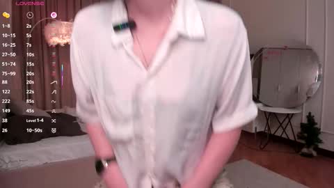 Elizabeth brunette -- Darline blonde  online show from 09/14/25, 08:52