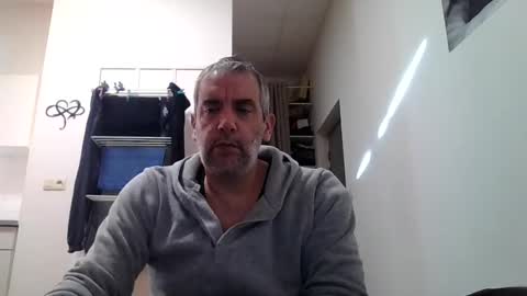 Snapshot of youdeservit chatting on 02/09/25, 08:33 CrayZio online show from 02/09/25, 08:33