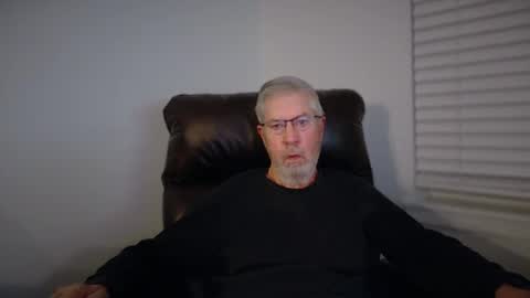 Snapshot of yougogirl_3 chatting on 12/14/25, 01:16 Colorado Guy Straight online show from 12/14/25, 01:16