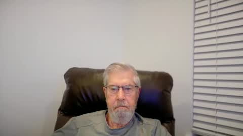 Snapshot of yougogirl_3 chatting on 01/14/26, 01:50 Colorado Guy Straight online show from 01/14/26, 01:50