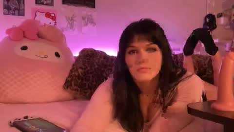 lucy  online show from 05/09/26, 05:12