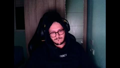 A... online show from 02/06/25, 11:58