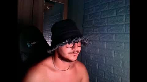 A... online show from 09/11/25, 06:13