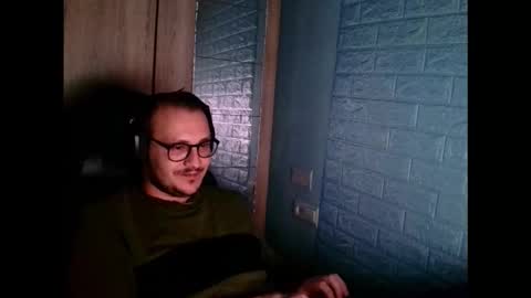 A... online show from 11/15/25, 10:04