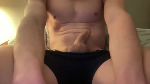 Snapshot of younstud4555 chatting on 02/15/26, 02:52 younstud4555 online show from 02/15/26, 02:52