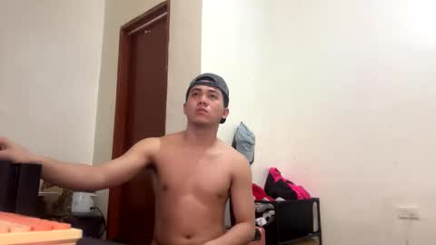 Cyrus online show from 04/14/26, 08:37