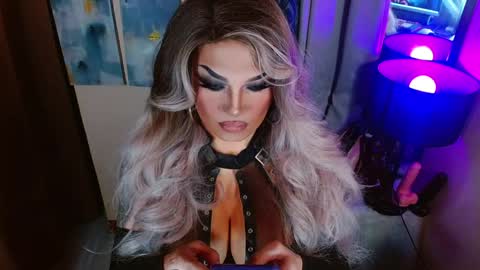 Snapshot of your1truequeen chatting on 06/02/26, 04:53 QUEEN MADISON online show from 06/02/26, 04:53