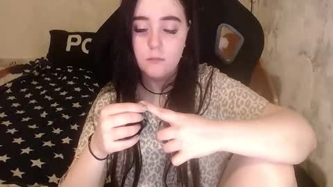 your_8a8y online show from 02/14/26, 01:41