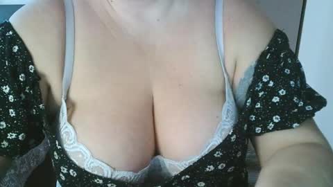 Maria Love online show from 01/09/26, 09:56