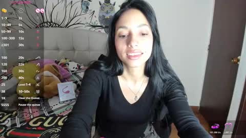 mia3 online show from 11/18/25, 07:29