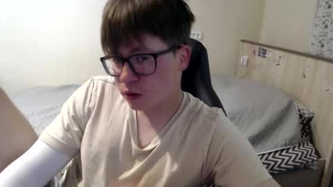 Max online show from 06/04/26, 07:03