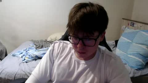 Max online show from 06/25/26, 05:12