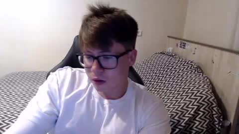 Max online show from 07/13/26, 04:32