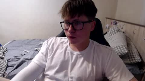 Max online show from 07/14/26, 03:33