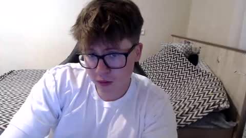 Max online show from 07/15/26, 04:51