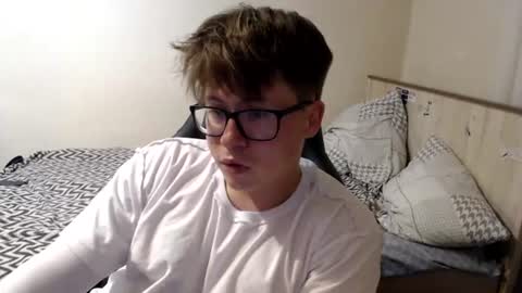Max online show from 07/15/26, 04:56