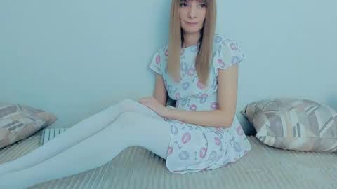 Lily online show from 10/15/25, 06:46