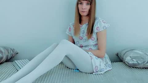 Lily online show from 12/16/25, 07:13