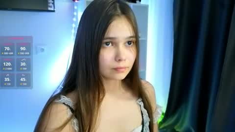 Snapshot of your_casual_vibes chatting on 07/10/26, 08:00 Julia Next stream online show from 07/10/26, 08:00