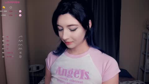 Lina online show from 02/01/25, 12:47