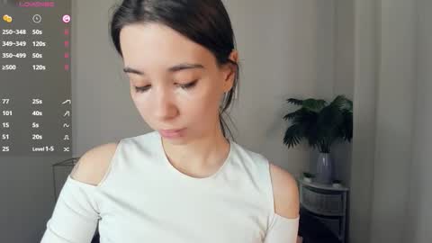 Lina online show from 03/07/26, 11:07