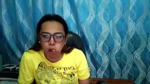 your_dreamgirlxxx69 online show from 09/13/25, 06:13