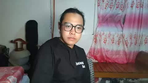 your_dreamgirlxxx69 online show from 10/01/25, 09:48