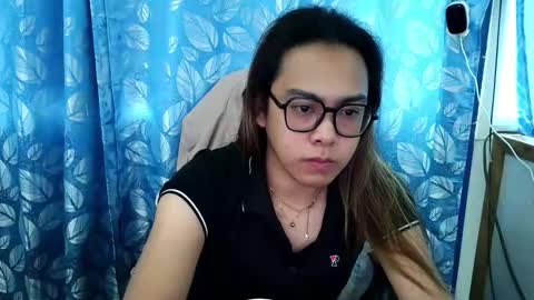 your_dreamgirlxxx69 online show from 10/28/25, 06:50