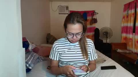 your_dreamgirlxxx69 online show from 02/08/26, 12:30